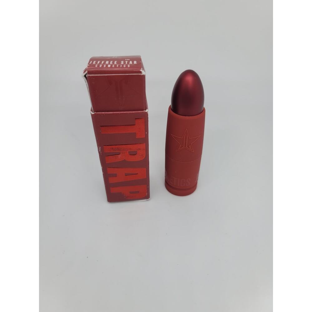 Jeffree Star Velvet Trap Lipstick in Entrapment